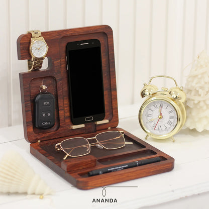 A portable wooden desk organizer , perfect for any workspace. Minimal in size, yet ideal for keeping your daily essentials neatly arranged and within reach iroko wood