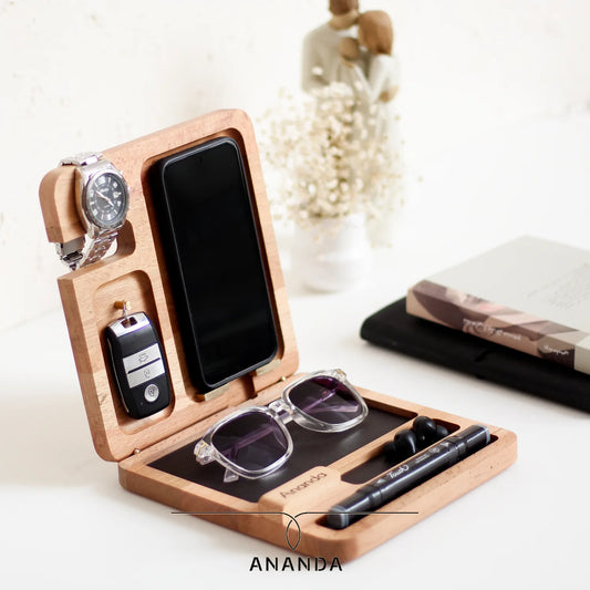 Compact wooden docking station with phone, watch, and key holder beech wood
